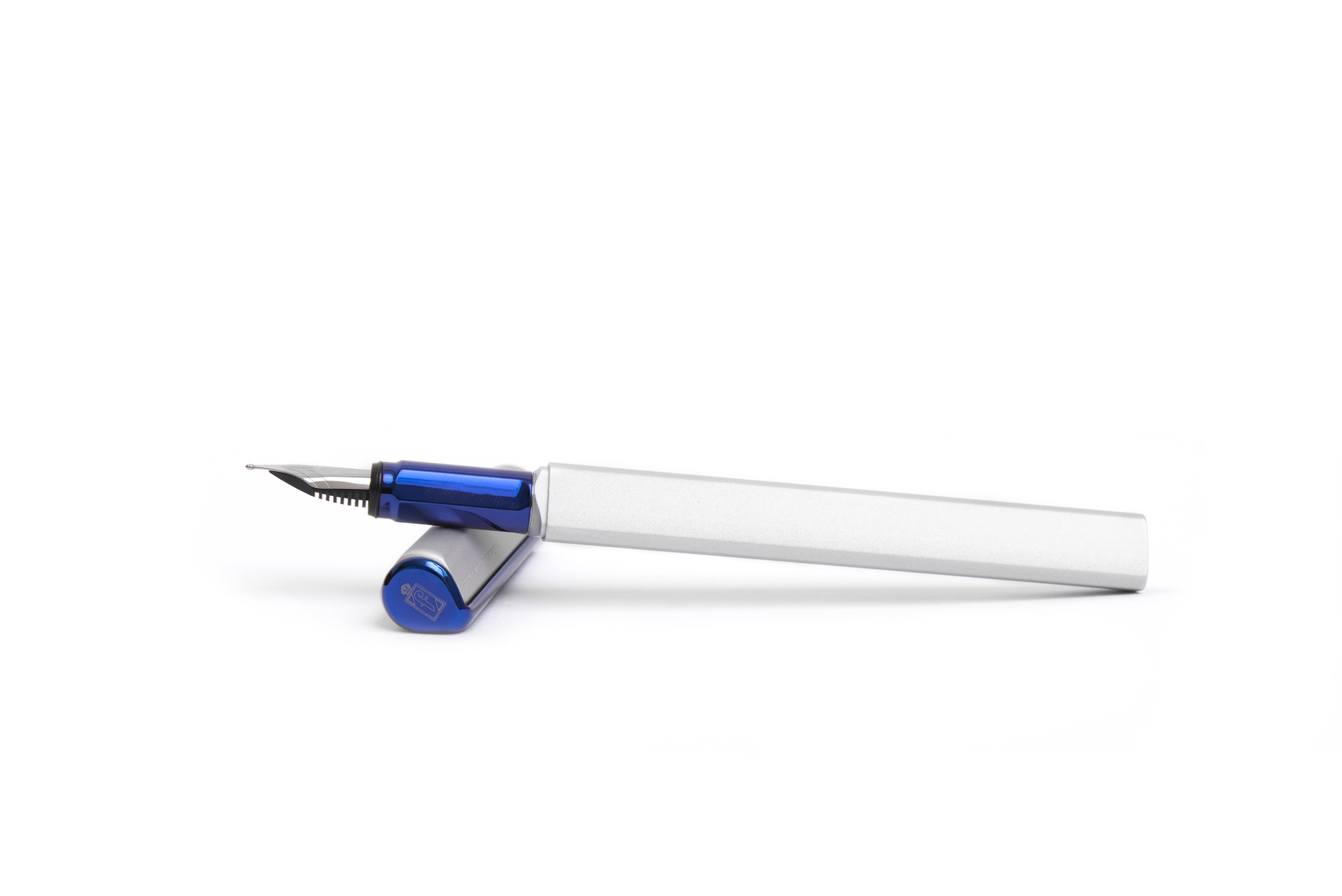 Перьевая ручка Pininfarina PF One SILVER /BLUE-2
