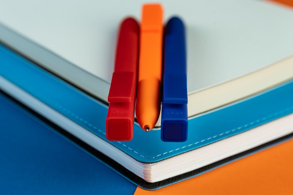 Ручка шариковая Swiper SQ Soft Touch, красная-6