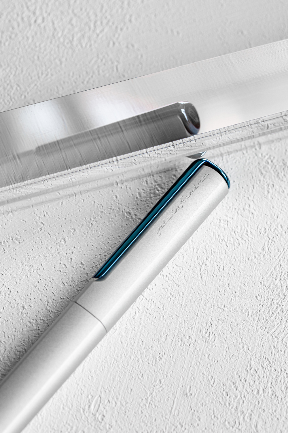 Перьевая ручка PININFARINA PF One SILVER /BLUE-11