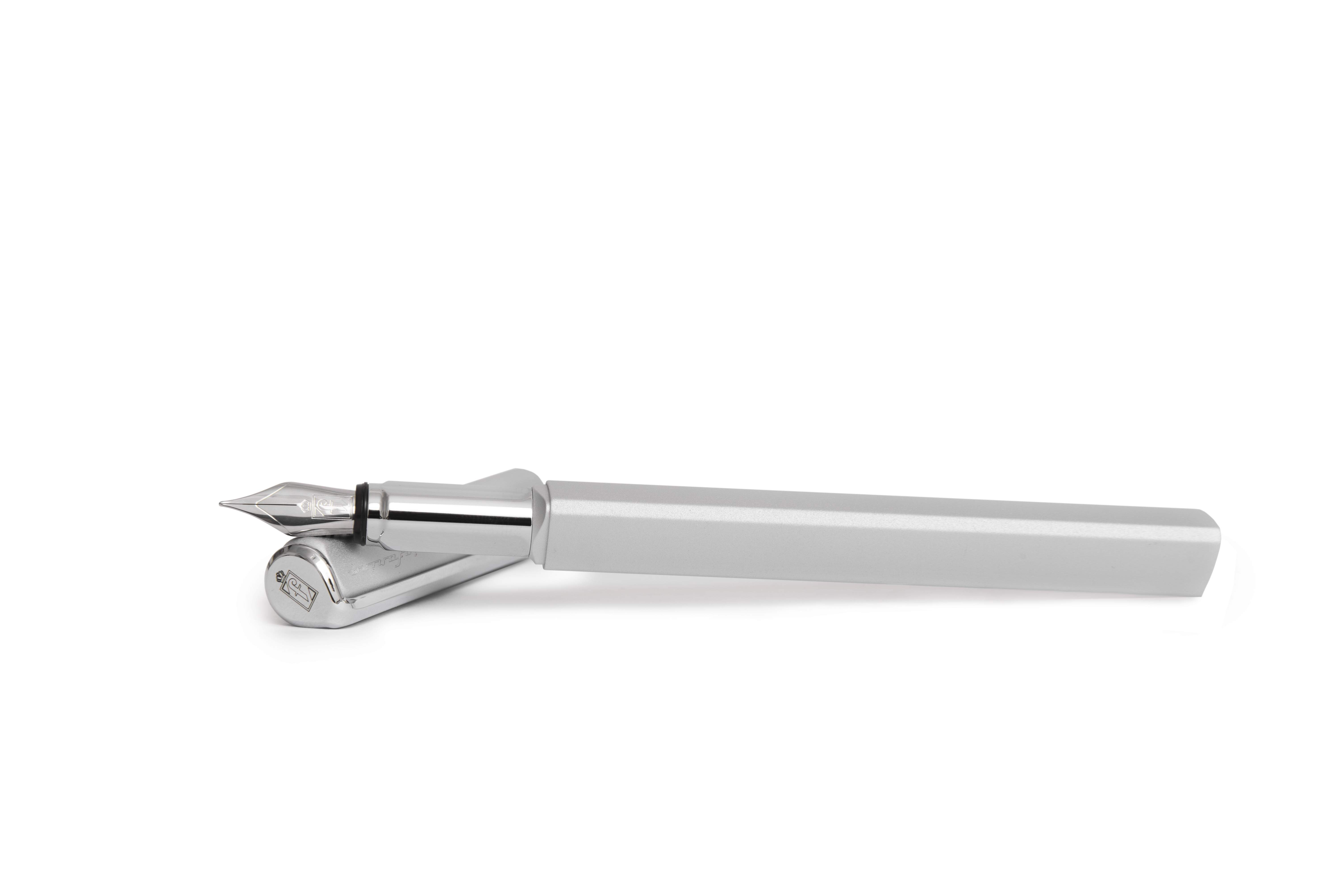 Перьевая ручка Pininfarina PF One SILVER-2