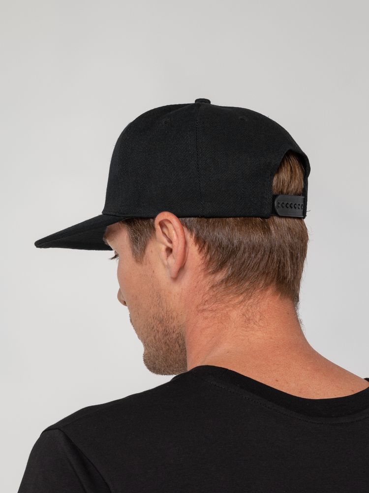 Бейсболка Snapback с прямым козырьком, черная-4