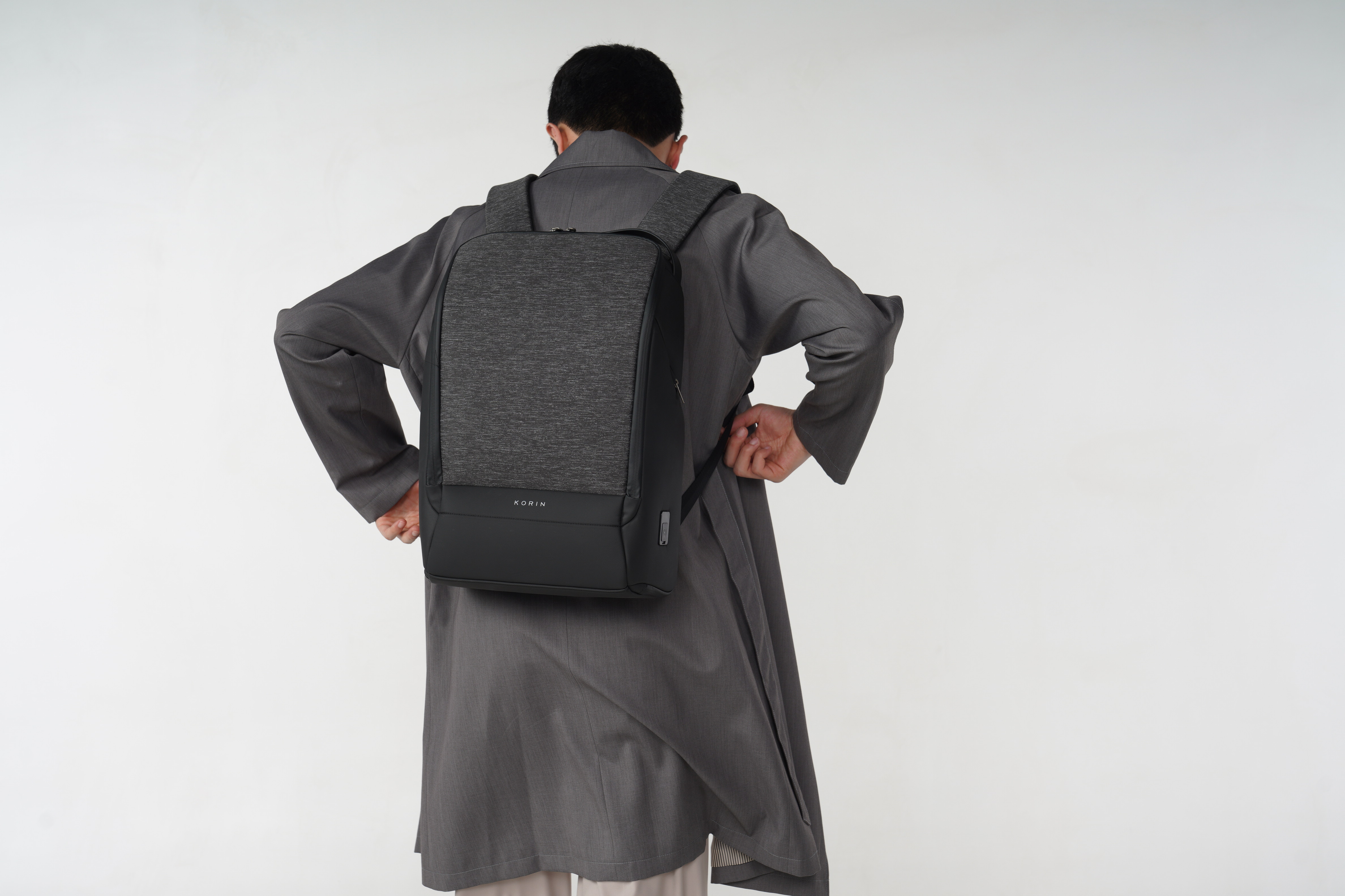 Рюкзак FlexPack Pro 47х34х18 см, черный-21