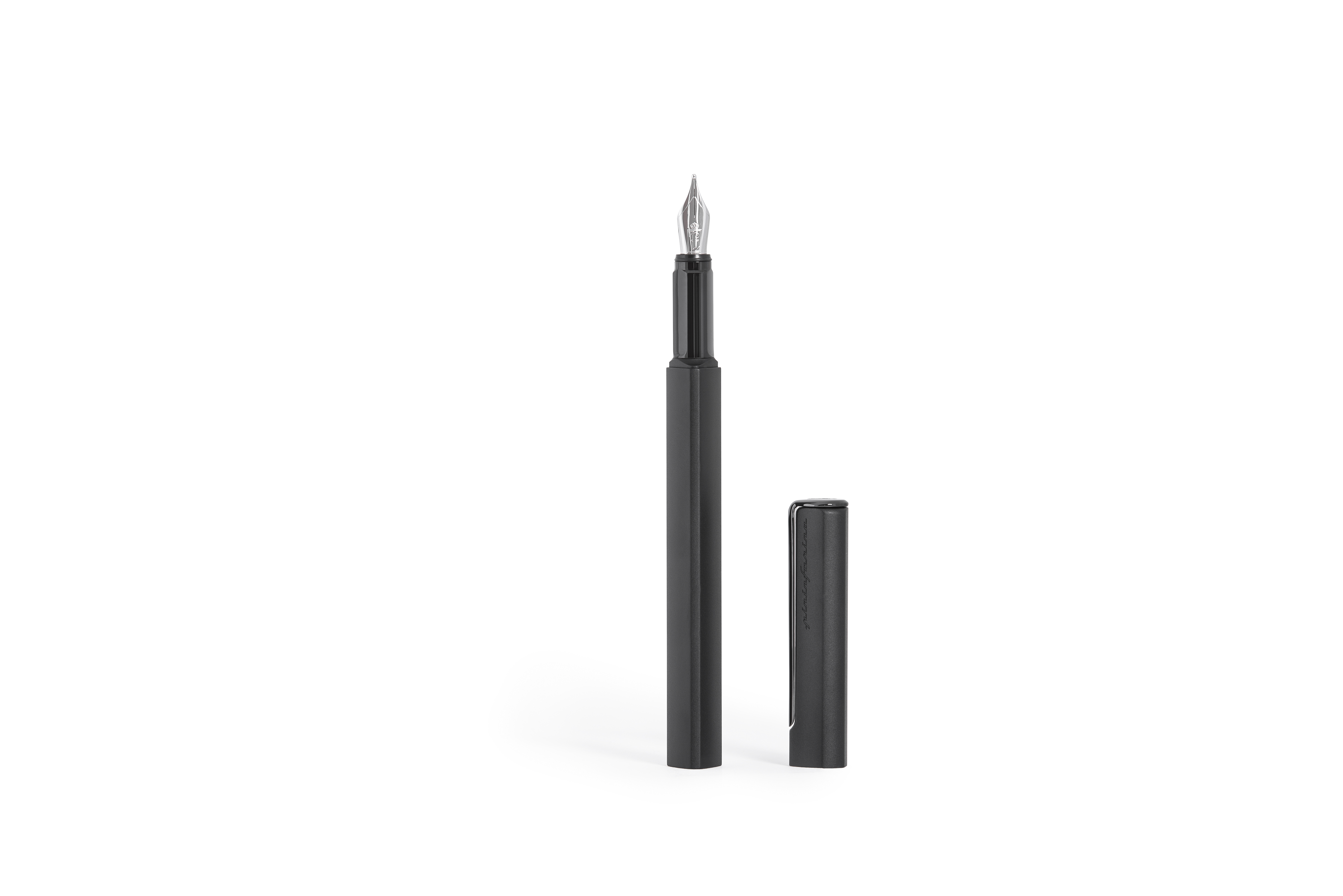 Перьевая ручка Pininfarina PF One BLACK-3