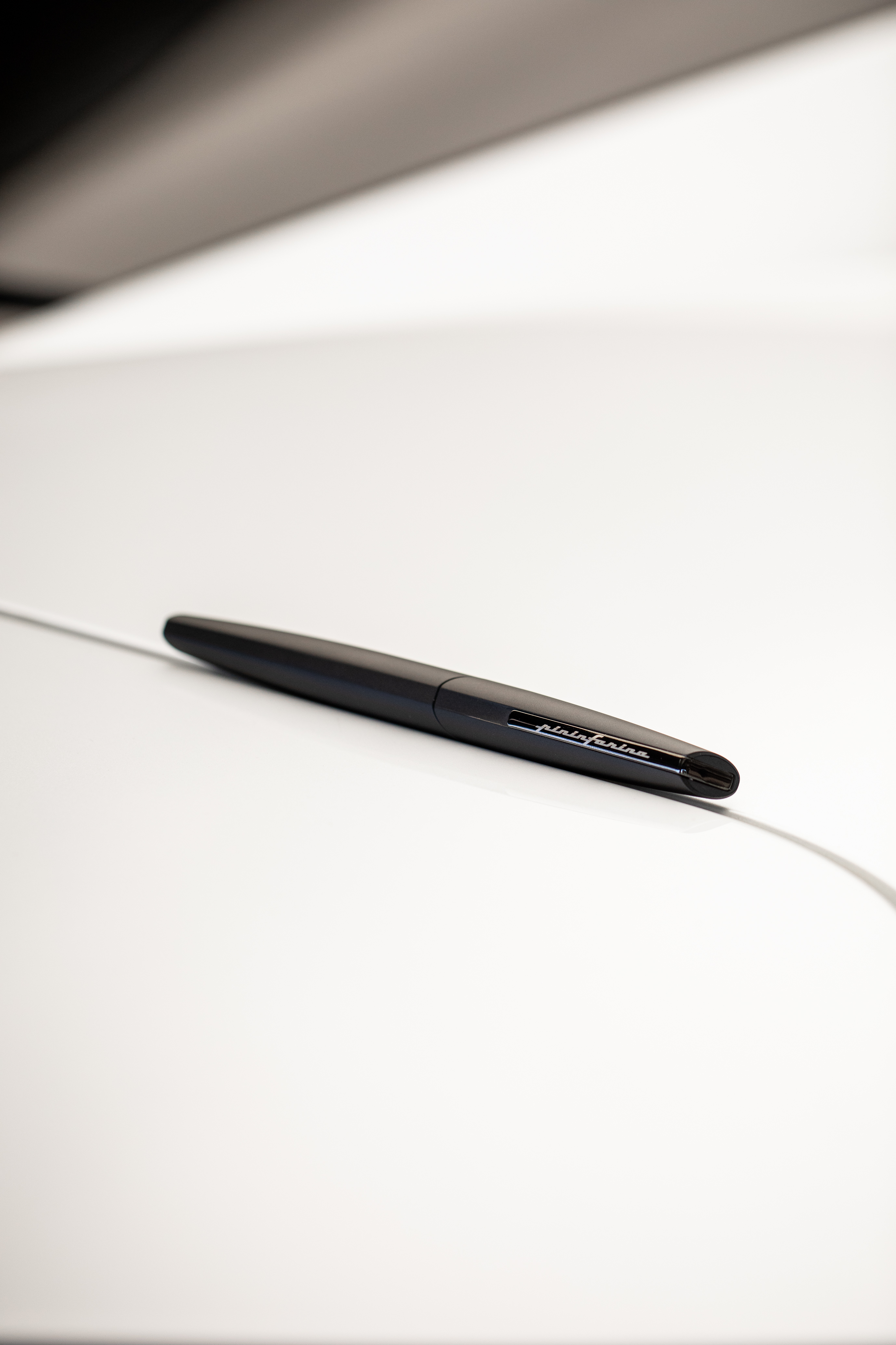 Роллер Pininfarina PF Two BLACK-7