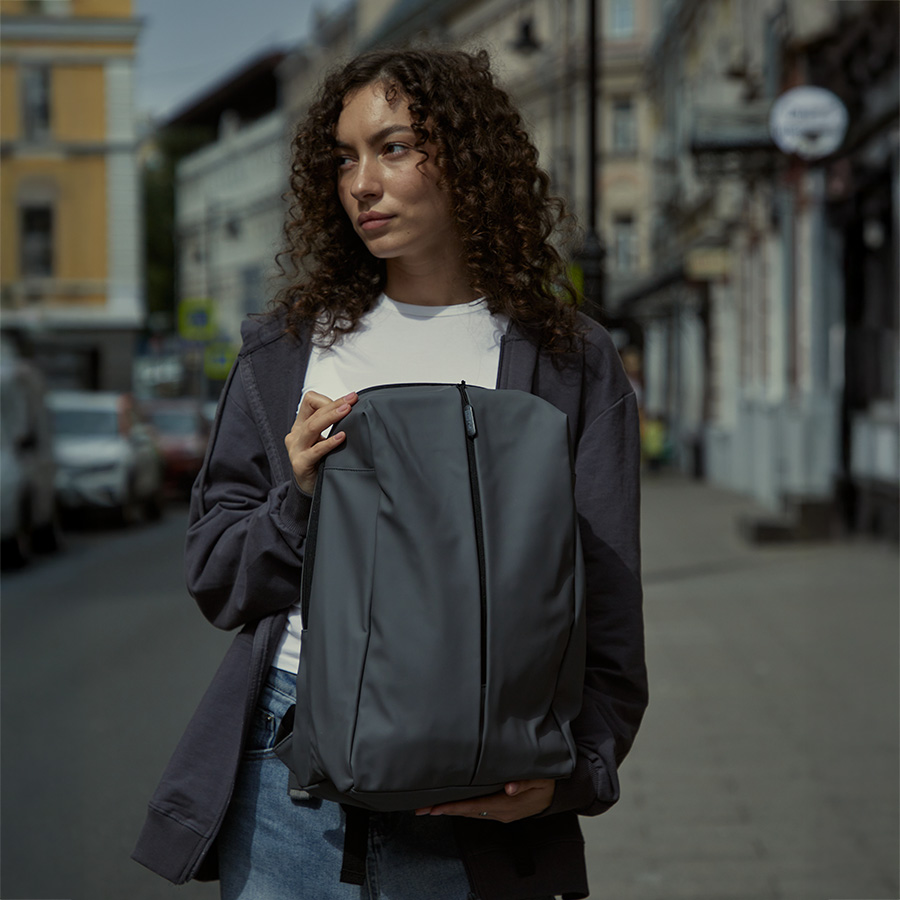 Рюкзак водостойкий "Go", чёрный, 41 х 29 х15,5 см, 90%  полиуретан 10% полиэстер, черный-9