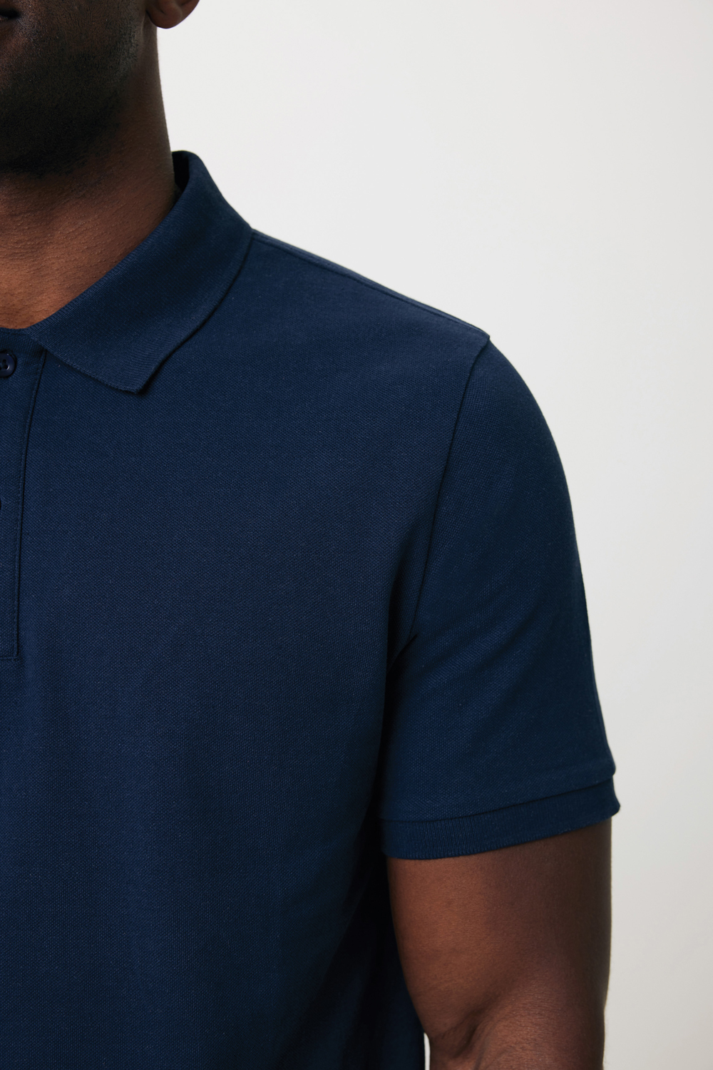 Рубашка поло Iqoniq Yosemite из переработанного хлопка-пике, унисекс, 220 г/м²-18