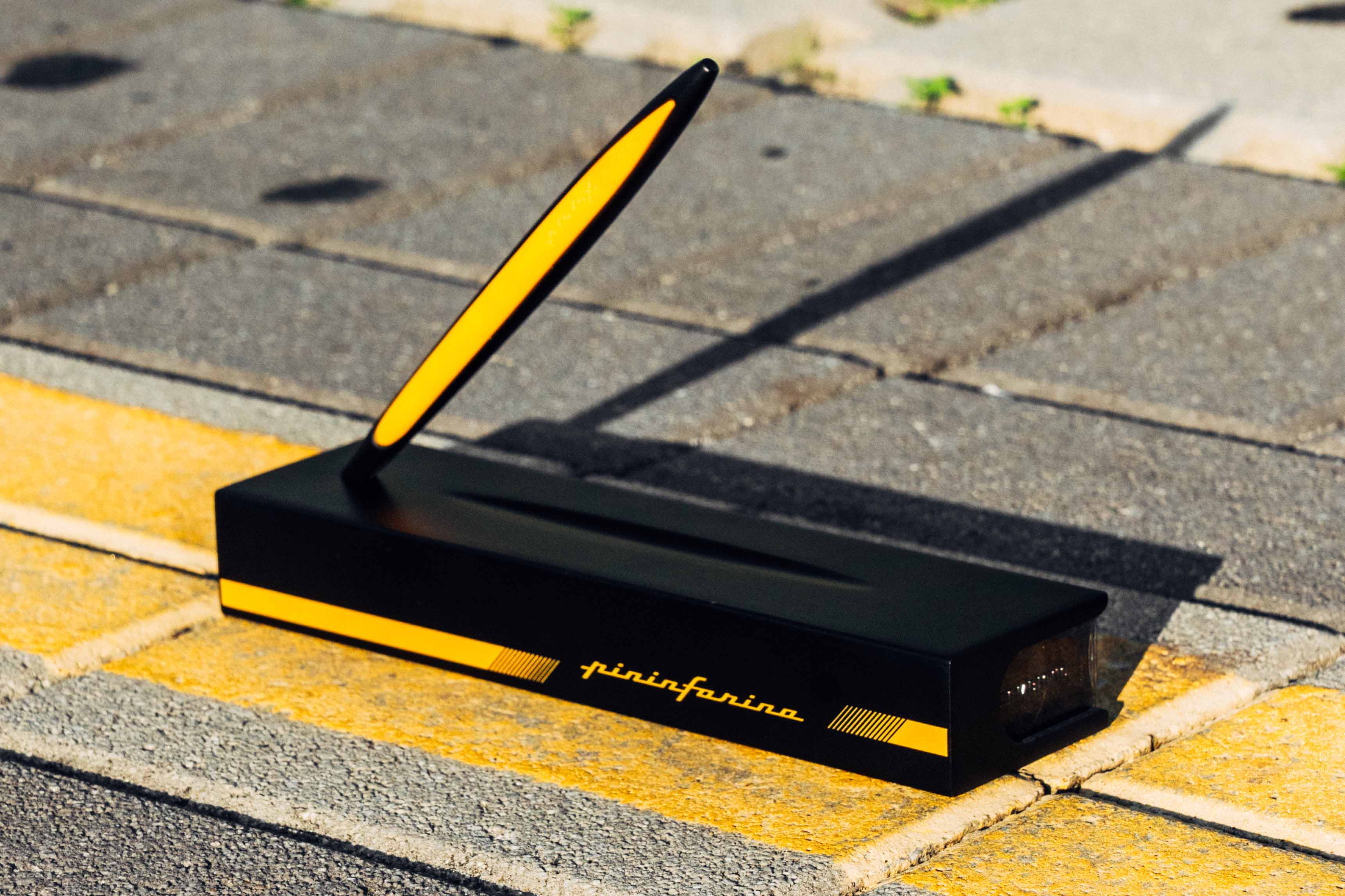 Вечная ручка Pininfarina Cambiano Race Yellow-11