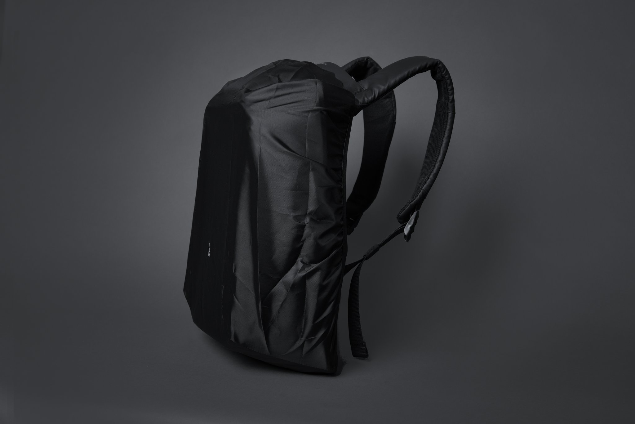 Рюкзак ClickPack Pro 46х34х16 см, комбинированный черный/серый-9