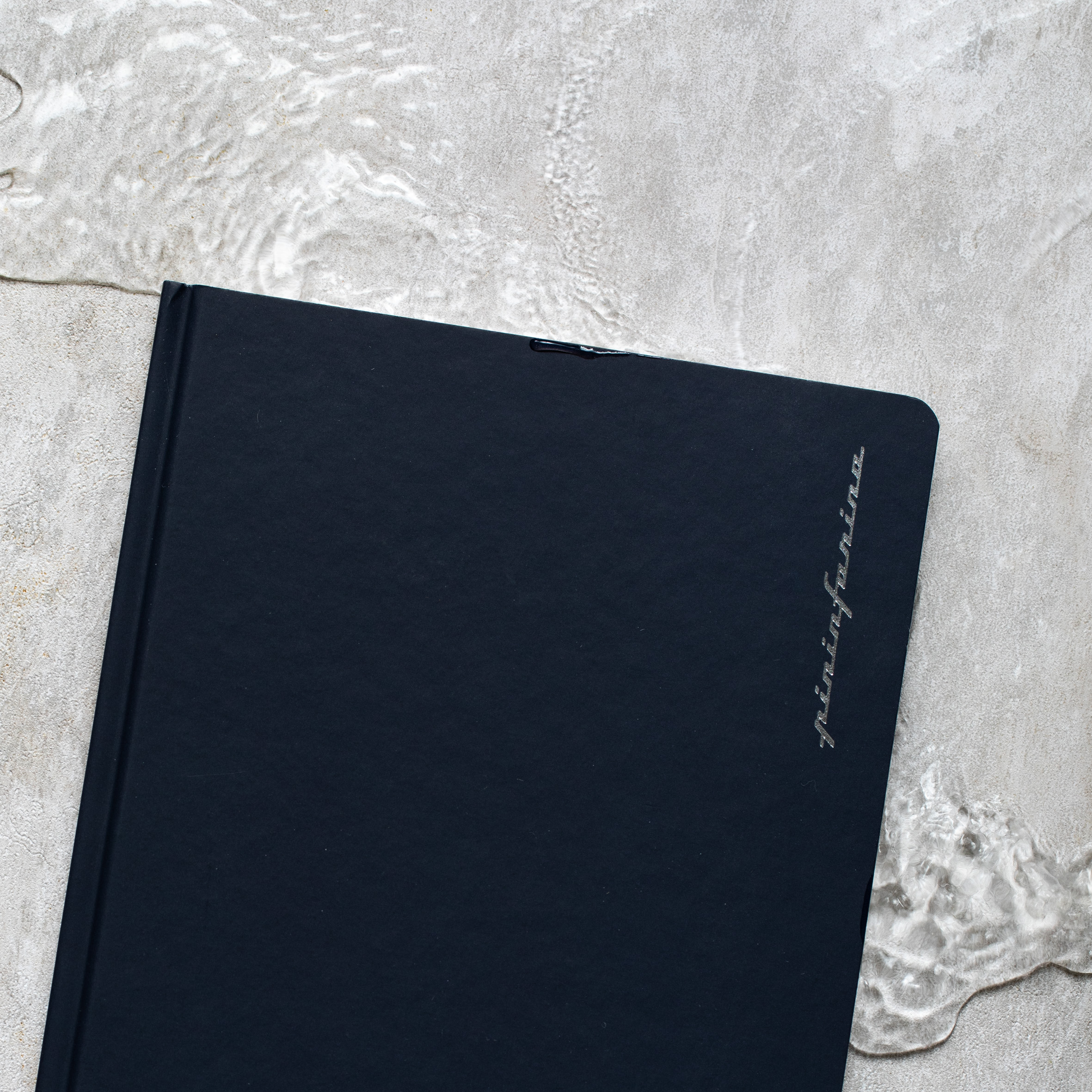 Тетрадь Pininfarina Stone Paper черная 14х21см каменная бумага, 64 листа, линованная-11